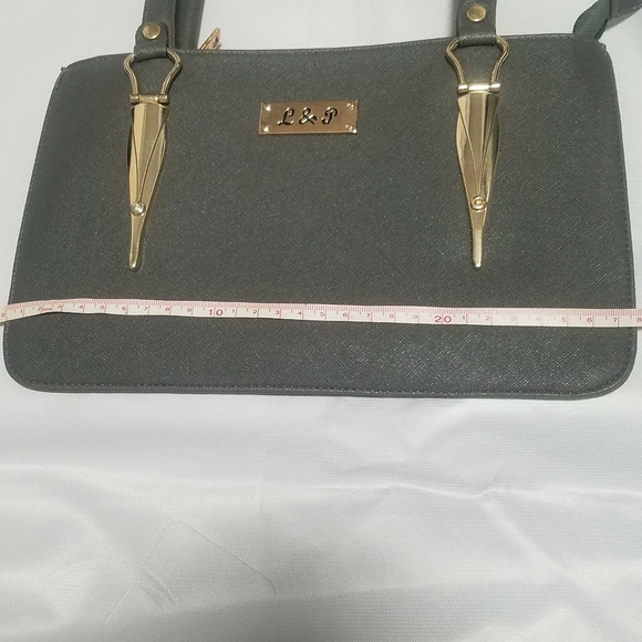 Hand Purse - Picture 5 of 14